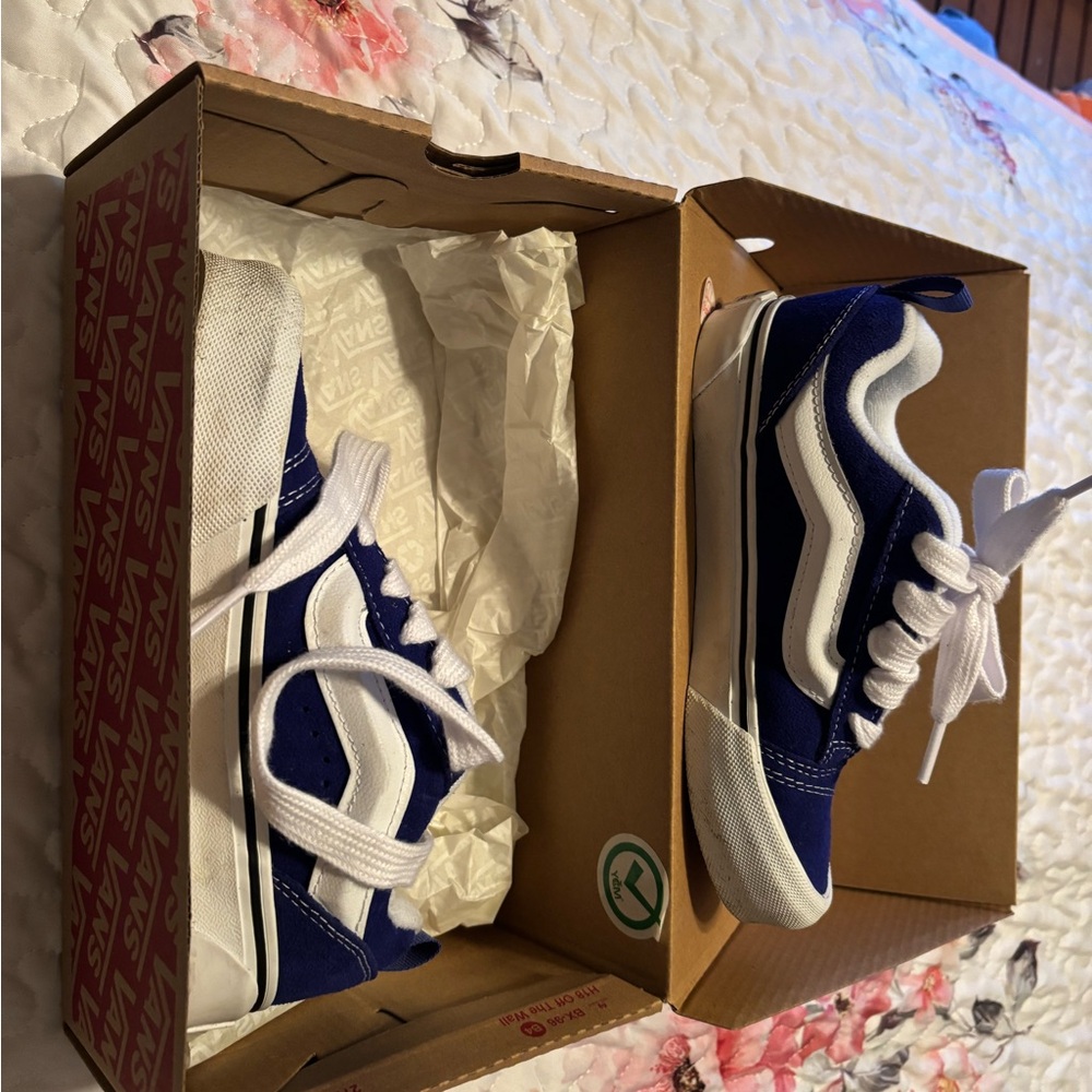 Vans Kids Blue and White Low-Top Sneakers - Picture 4 of 5